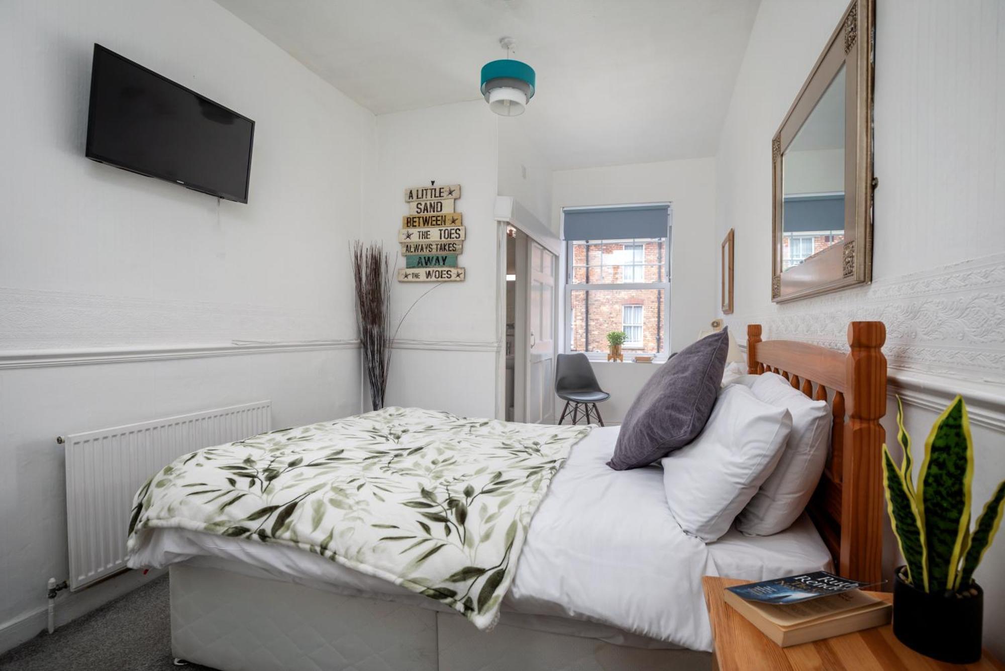 Serenity Guest House Scarborough Esterno foto