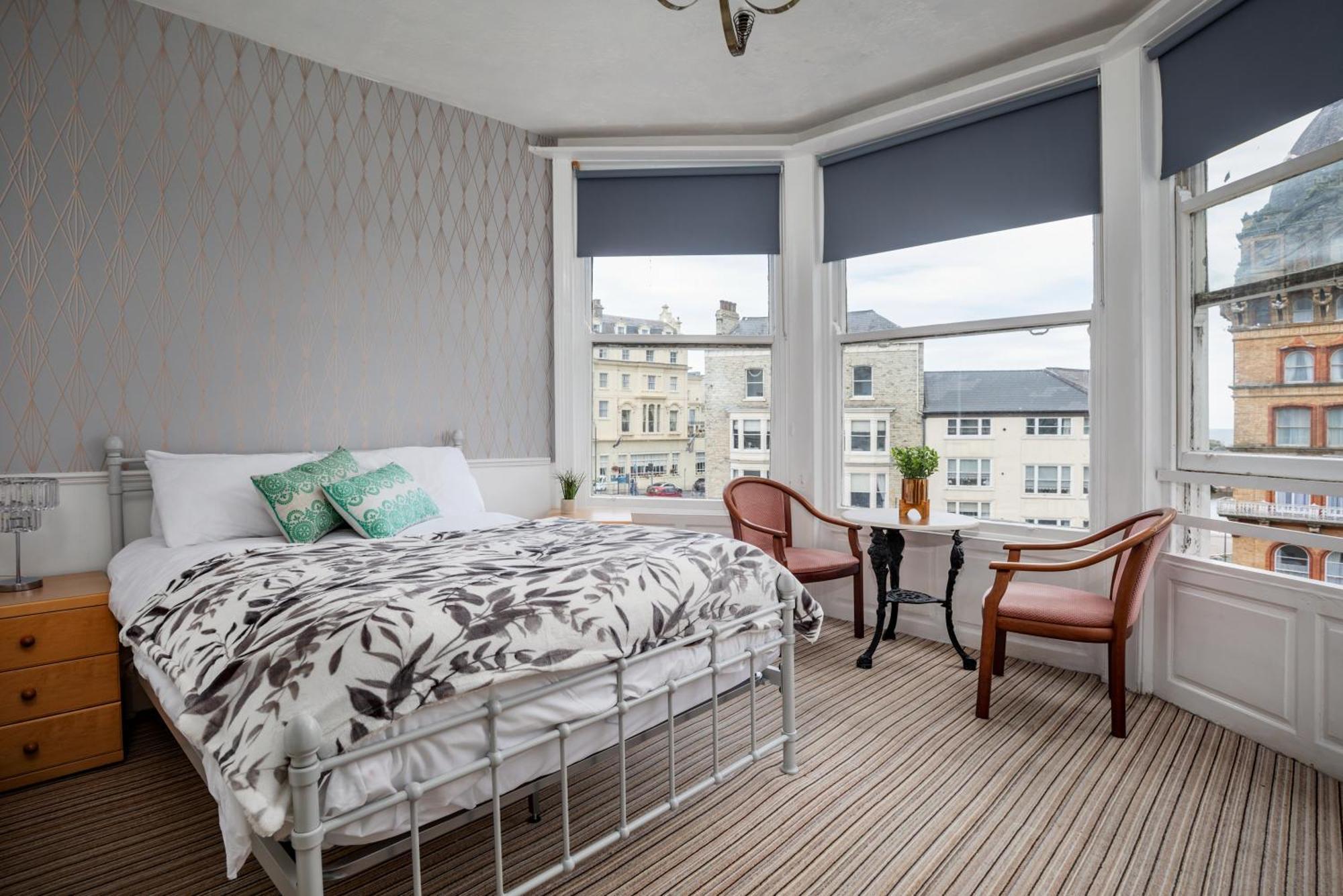 Serenity Guest House Scarborough Esterno foto